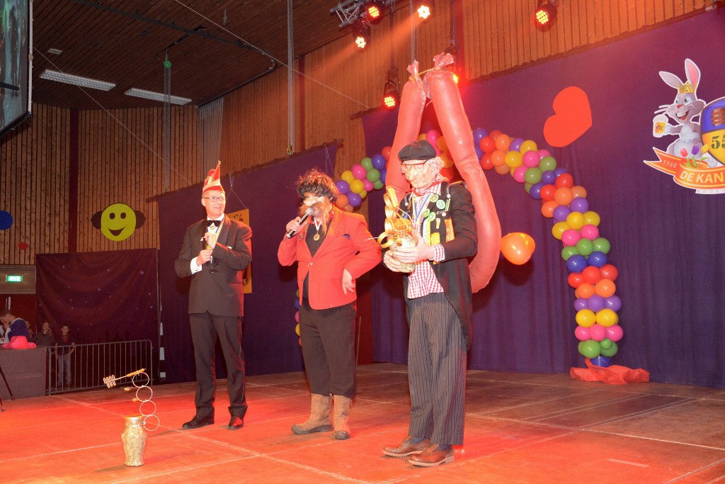 ../Images/Prijsuitreiking optocht 2015 001.jpg